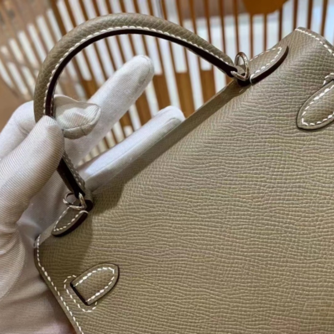 19A Sac à main avec poignée de créateur Mini 19 cm Sac à bandoulière de luxe Semi-fait à la main en cuir importé d'Allemagne avec du matériel pla