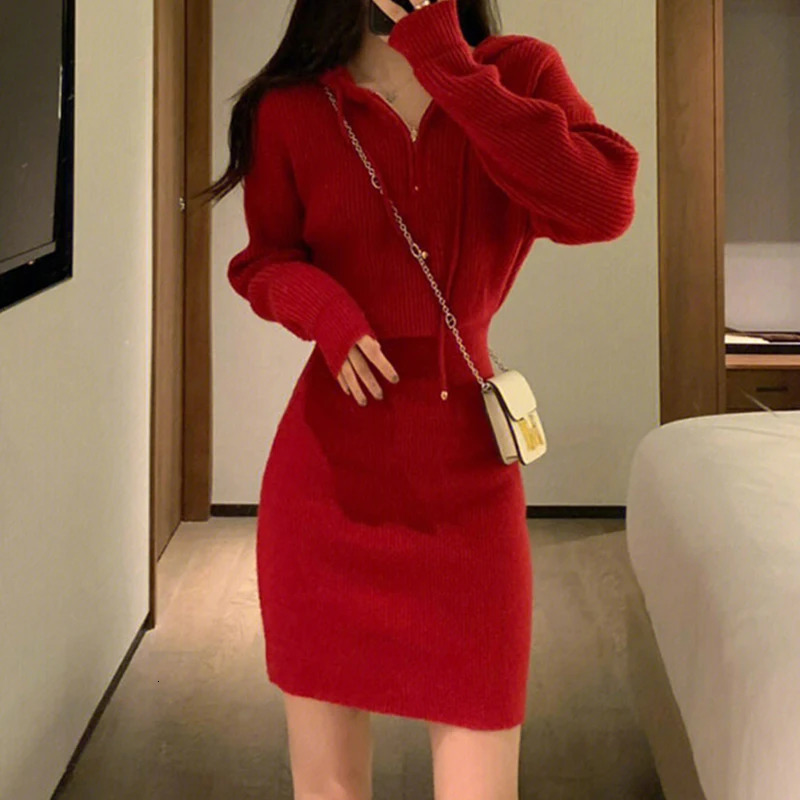 Autumn and winter womens holiday red hooded knitted dress long sleeved casual zipper Christmas womens mini shawl dress 241205
