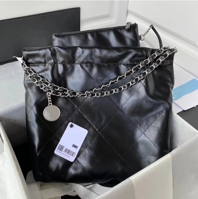 Evening Bags 10A Mirror Quality designers Mini Bucket Bags 22 handbag shopping bag Calfskin Quilted Tote Black Purse Womens Shoulder Sier Chain Bag