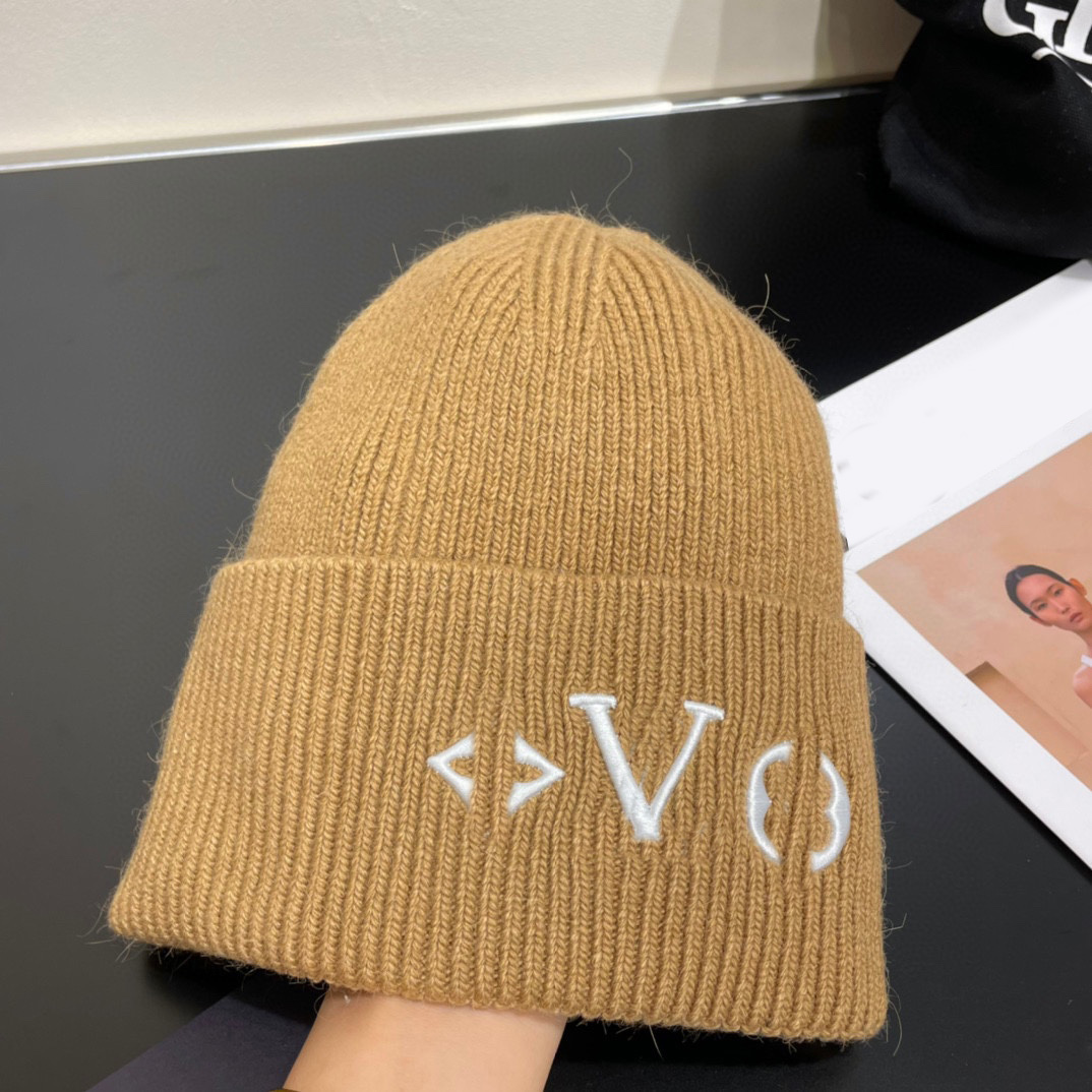 Designer beanie Luxury Winter hat casquette knit bonnet men and women Warm cap versatile wood Temperature Cold Cap Ski Caps golf cappello