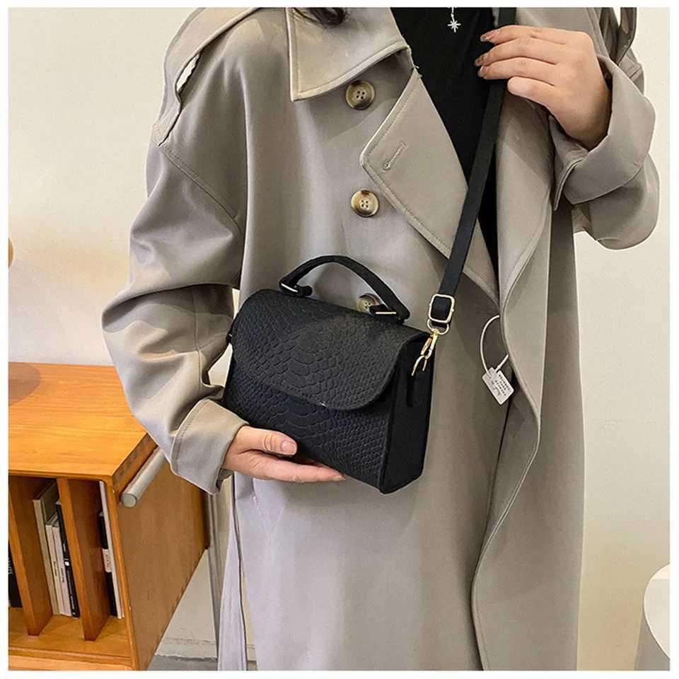 New Pink Korean Fashion Womens Shoulder Bag Trend Retro Designer Luxury Solid Color Girls Handbag Z241210