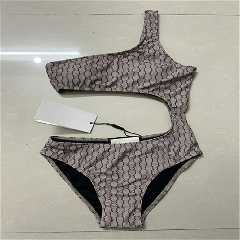 Sweet de maillot de bain Costumes de baignade de maillot de bain un maillot de bain de luxe en un morceau de bain pour femmes Maillage géométriqu