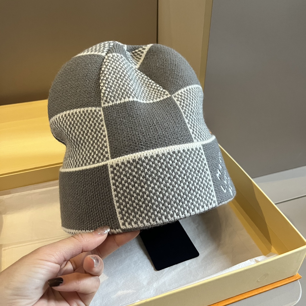 beanie confident mysterious women's Thermal gentle Fashion Cashmere casquette Luxury Designer soft plaid winter Men's trucker hat beani