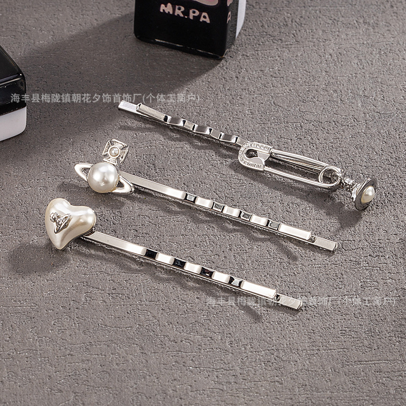 Designer Viviennd Westwood High Version Empress Dowager Pin Love Saturn Pearl Hairpin Exquisite Versatile One Word Edge Clip Female