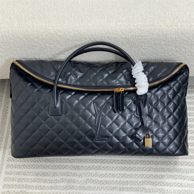 Classic ES en cuir en cuir matelassé Sac de créateur de femmes Cross Cross Body Claking Tote Lady Trunk Geatin Engine en cuir sac à main