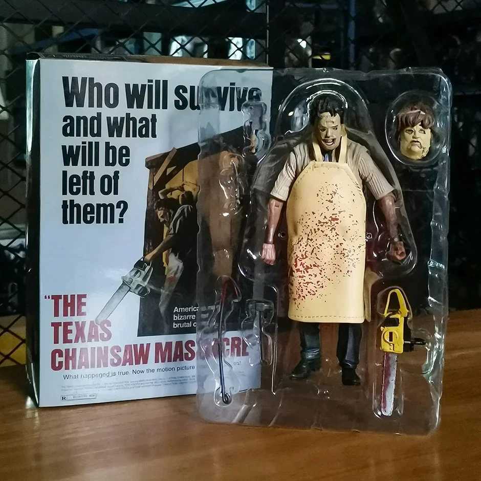 NECA Leatherface 7 Inches Action Figure with Accessories Model Figure Toy W241226-image-1039487854
