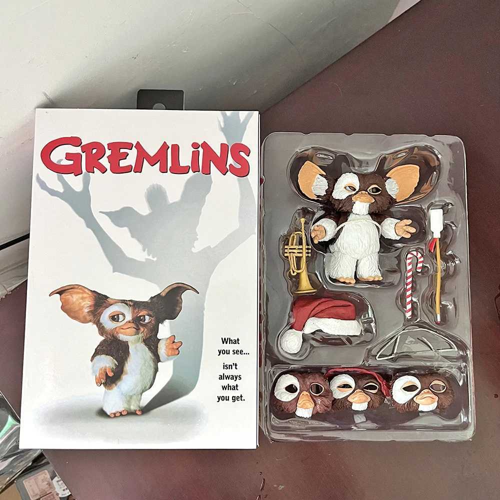 NECA Gremlins Figure Movie Edition Gremlins Retro Rubber Horror Doll Toy Doll Christmas Ver.Gift W241226-image-1039487967