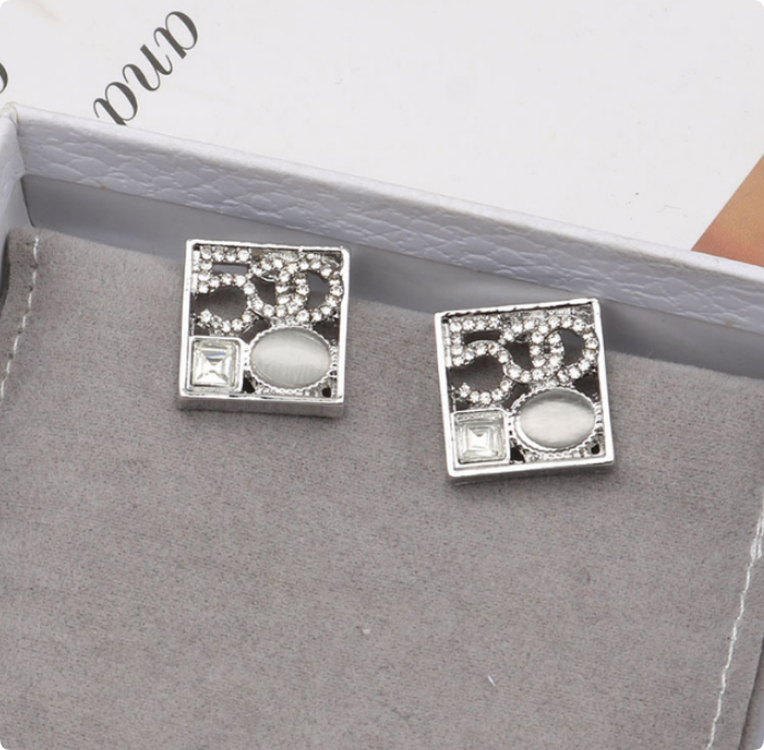 Designer Earrings For Woman Letter Stud Classic Women Crystal Rhinestone Pearl 925 Silver Earring Wedding Party Jewerlry-image-897296540