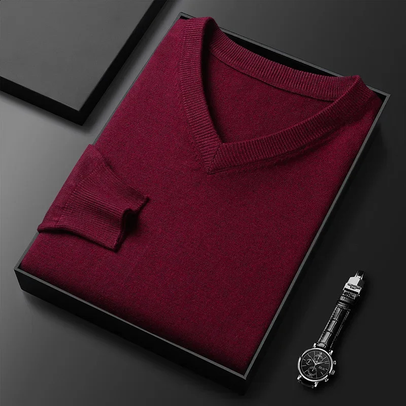 High Quality Woolen Sweater Mens 100 Pure Wool Thickened Warm Semiturtleneck Round Neck Winter Knit Base Top y241223Z