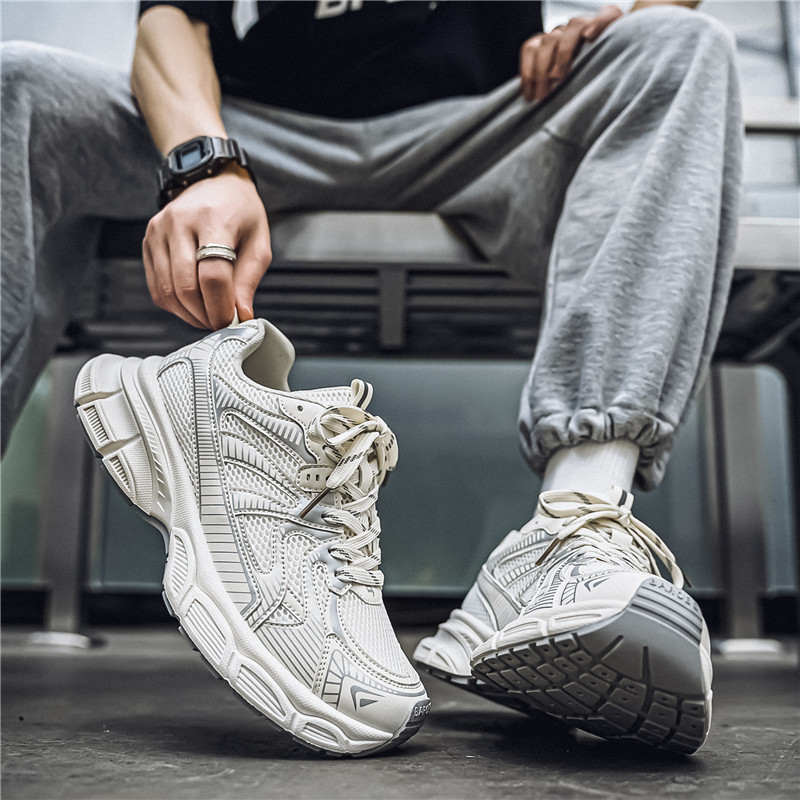 Men Sports Shoes New Fashion Thick Sole Popular Breathable Running Training Outdoor Wear Sneakers Triple Black Beige Grey Purple Free shipping