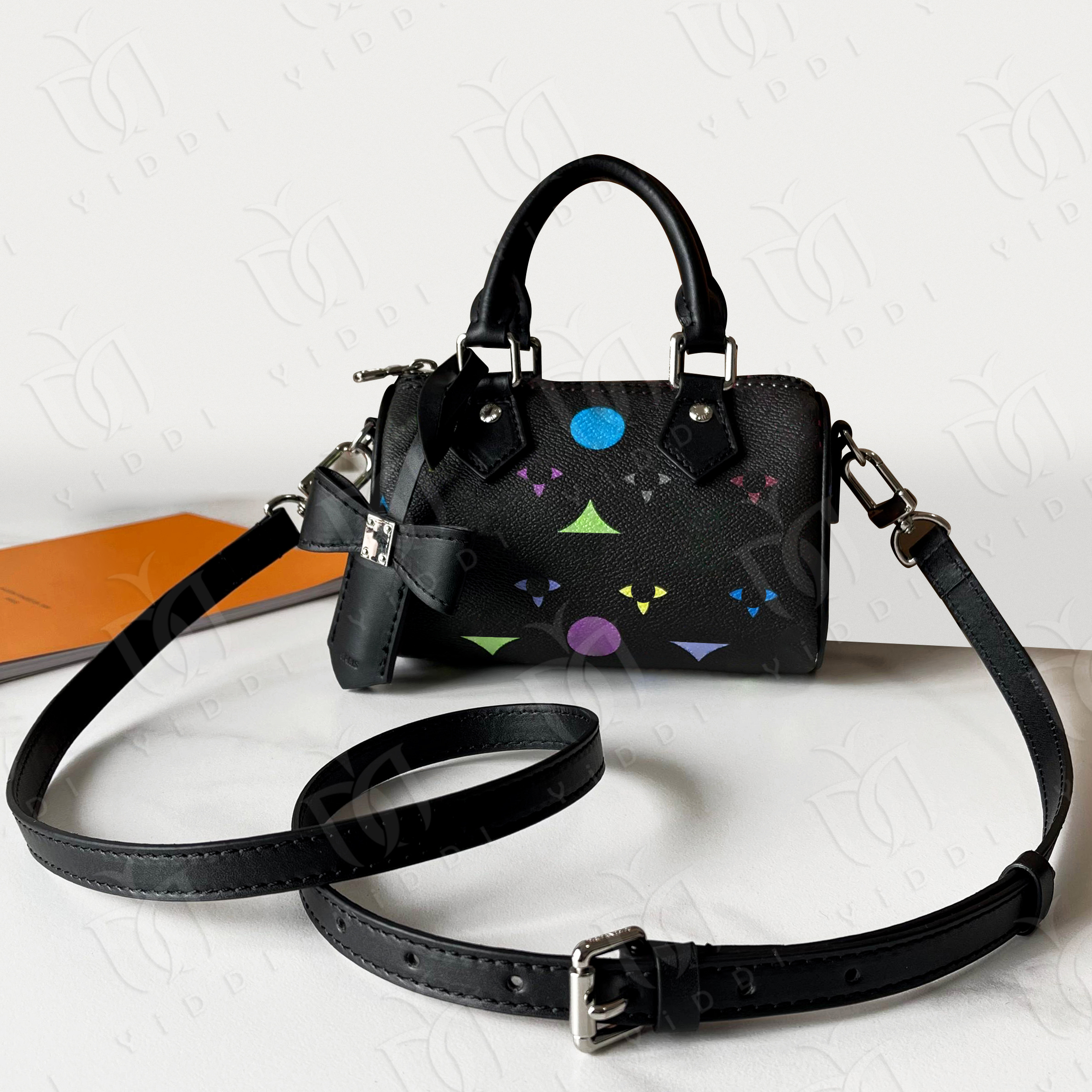 New Luxury mini Tote Pillow bags Designer bag Nano bag Women mini Shoulder crossbody bag Cute Ladies Handbags Designer monogram colorful bag New Tre
