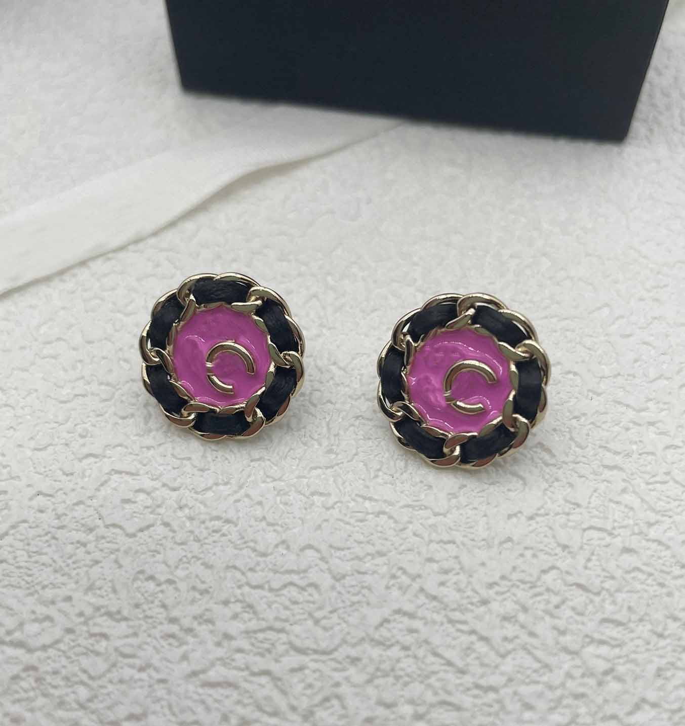 2024 Luxury quaity charm round shape stud earring with black genuine leather and purple enamel designer have stamp box PS6075-image-942238323