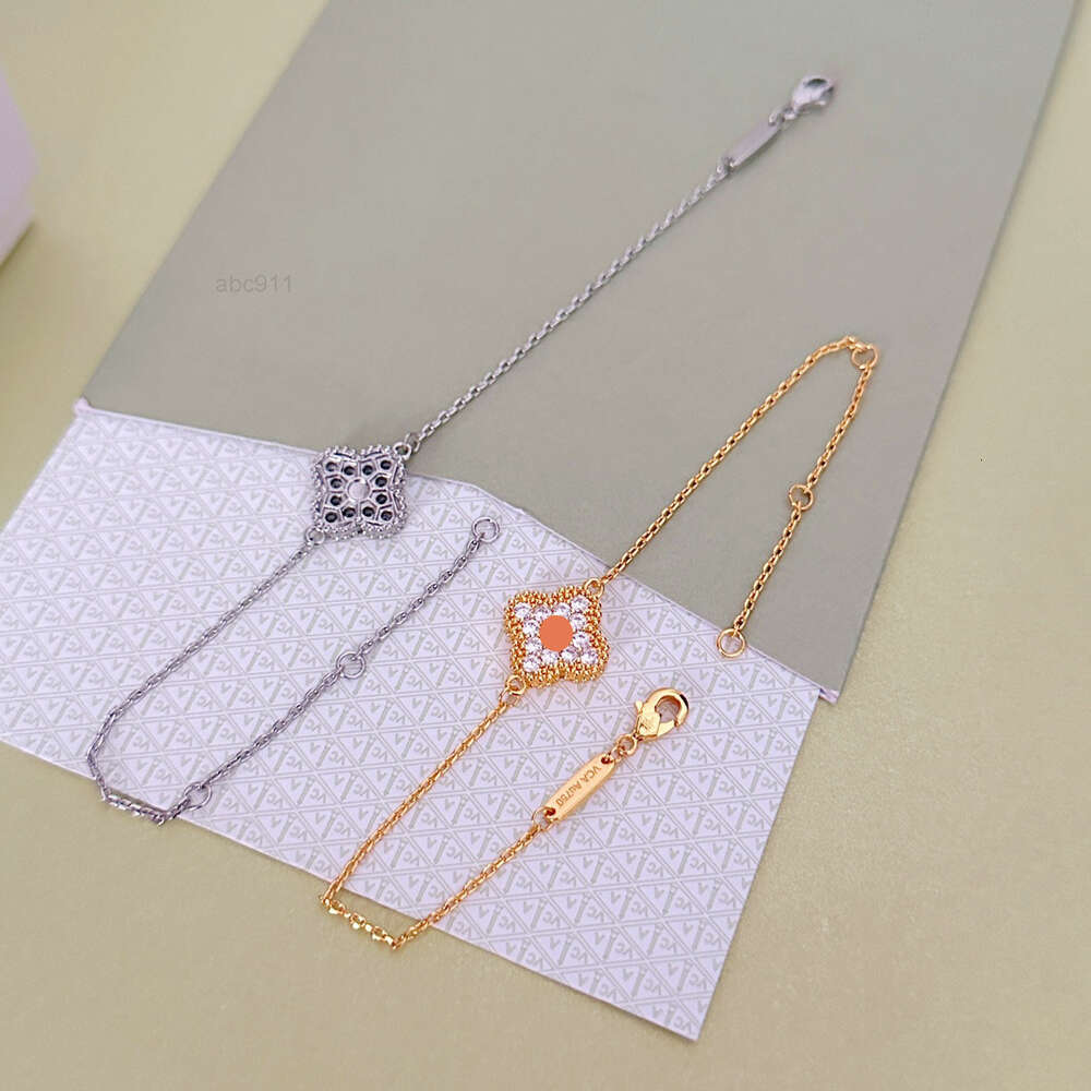 Charm Bracelets Charm Bracelets Chain Luxury Design Bracelet Couple Party Daily Wear Wedding Accessories Gold Silver Elegant High Quality Nonalle