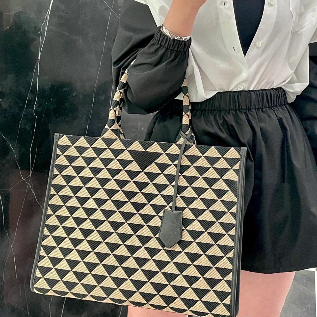 High quality canvas tote bag Luxurys Designers woman Handbag large Shopping Bags TOP Quality Totes Designer Bag sling bag Wallets Shoulder Bag be-image-998469649