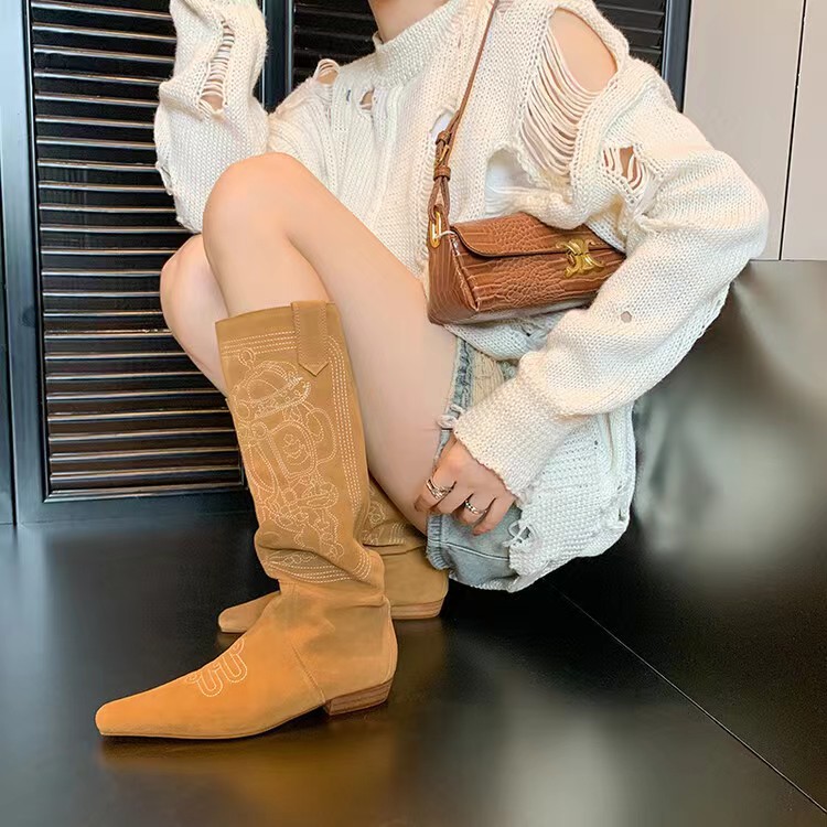Designers Boots Folk Boot Fashion Women Boots Luxury Cowboy Shoes Vintage High Knee Design Bootie Calfskin Embroidery Booties Designer Size 35-42 Bl