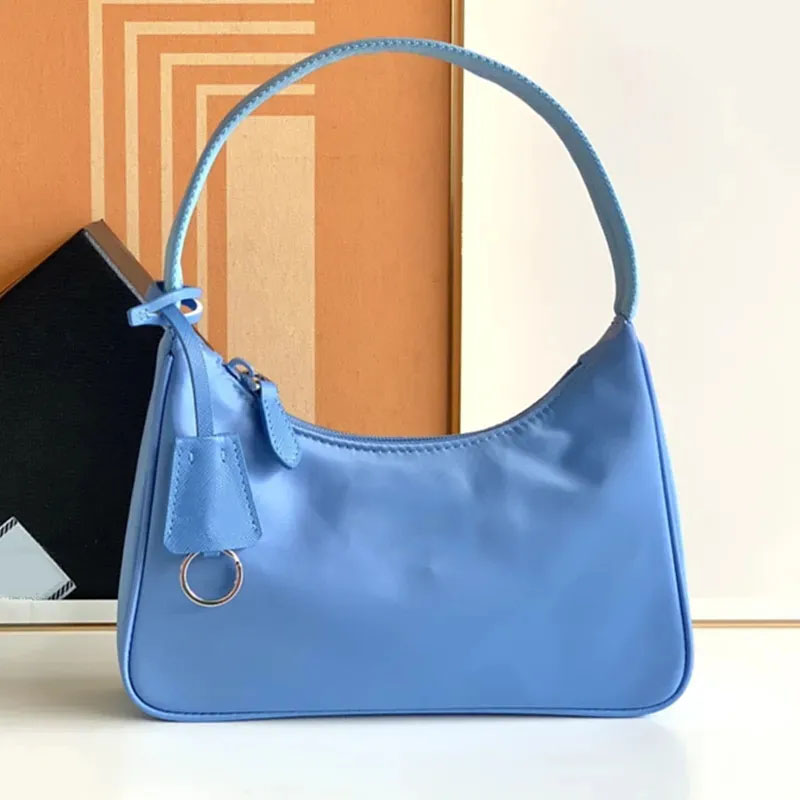 Luxury Designer Bags Triangle Leather Half Moon Shoulder Bag Womens Body Dhgate Bag Mens Clutch Crescent Moon Totes Fashion Travel Bag Designer B-image-999659339