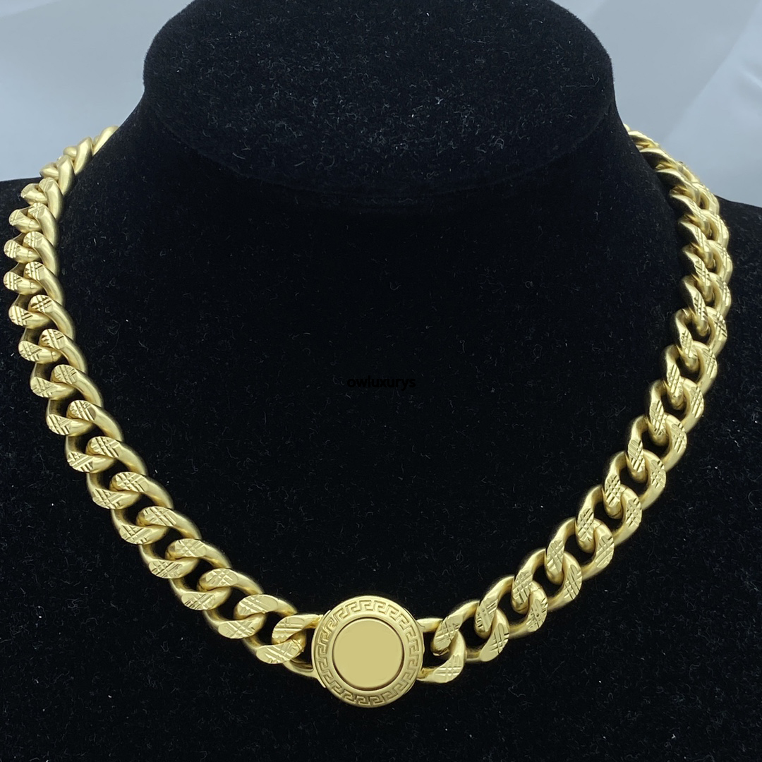 Luxury designer necklace for woman ptional fashion couples 1:1 quality gift unisex necklace bohemian versa necklaces Jewelry design-image-999655002