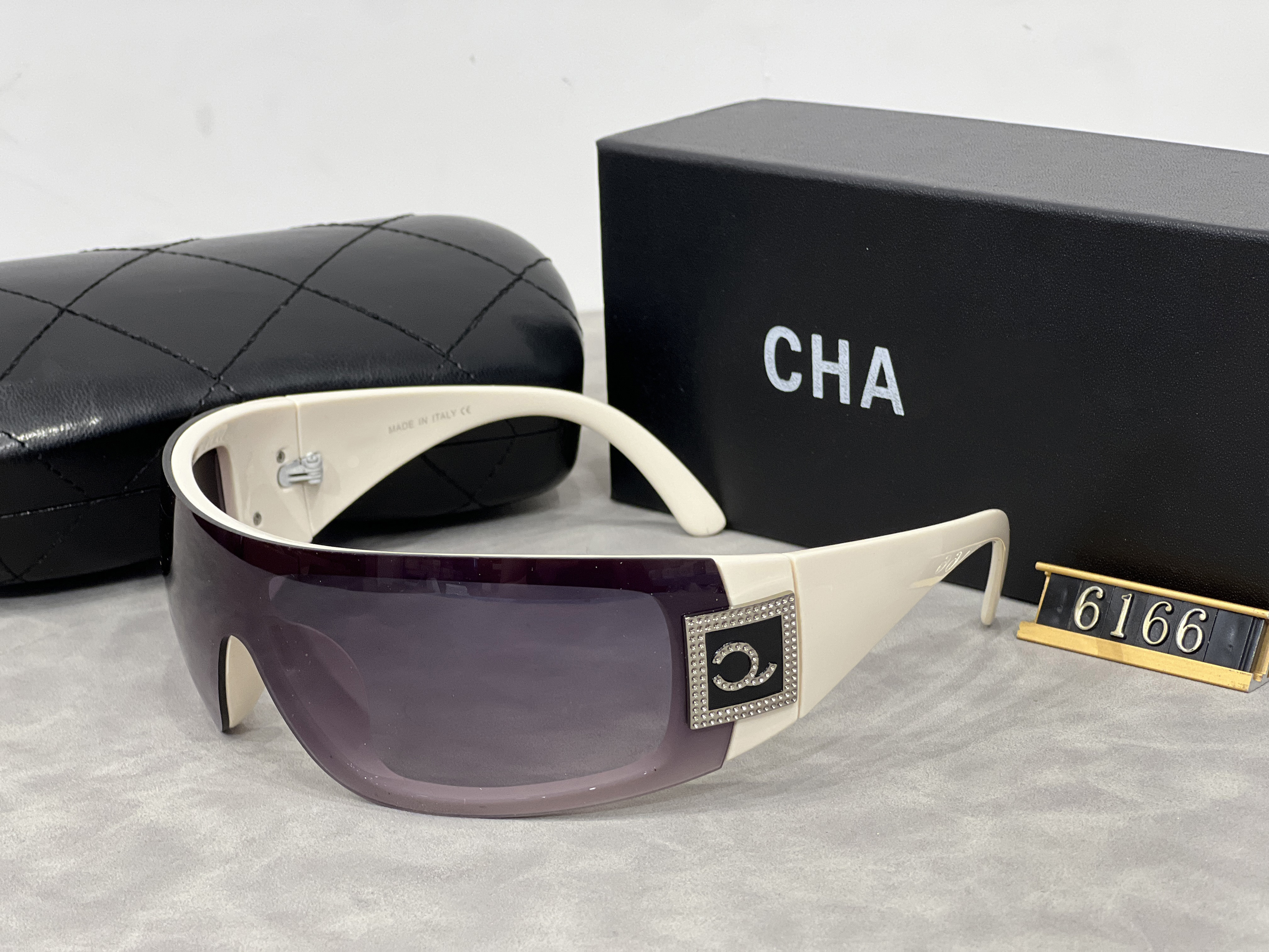 Brand designer sunglasses mens and women goggles luxurious fashionable classic leisure outdoor sun shading driving on the beach UV protection VU400