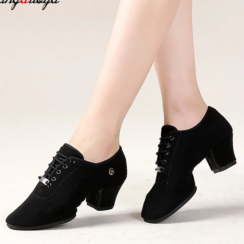 Chaussures de danse latine pour femmes Jazz Dance Hall Salsa Dance Chaussures Femmes High Heels 5cm Formation Modern Tango Dance Shoes 240710