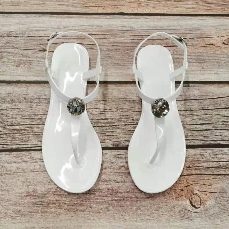 Women Summer Sandals Fashion Rhinestone Beach Shoes Flat with Transparent PVC Jelly Sandal White Black Woman Large Size 41 42 240710