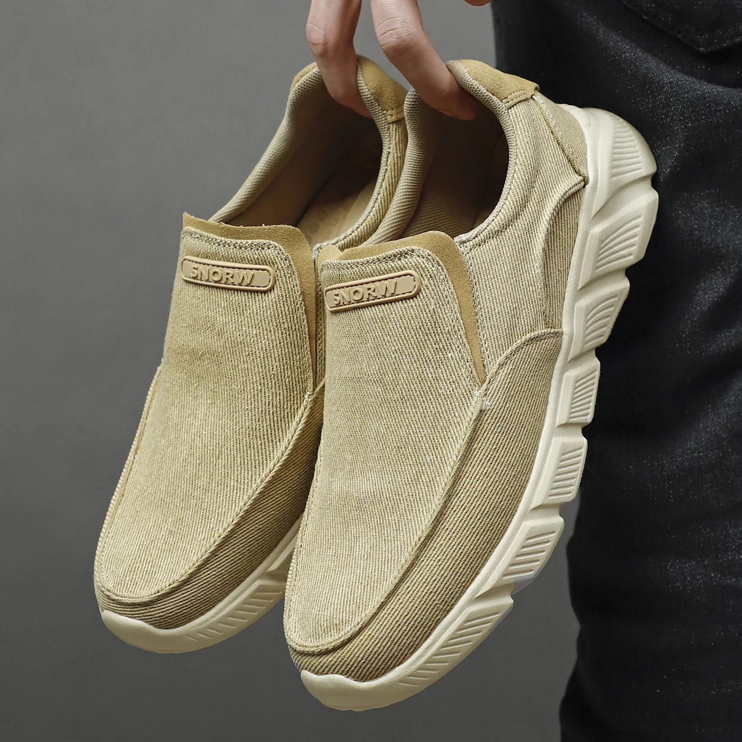 Chaussures hommes Chaussures décontractées Chaussures respirantes Classic Toile Slip on Chaussures pour hommes Sneakers de marche respirants Ment