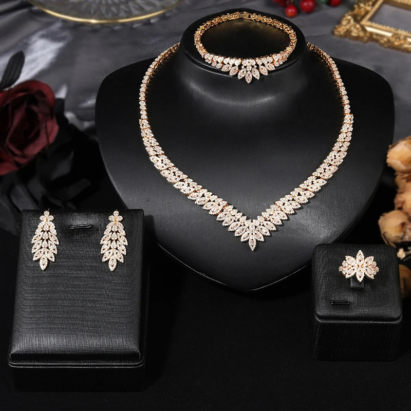 2024 Fashion Minimalist 4piece Cubic Zirconia Bridal Wedding Jewelry Set Saudi Nigeria Womens Romantic Dress 240709