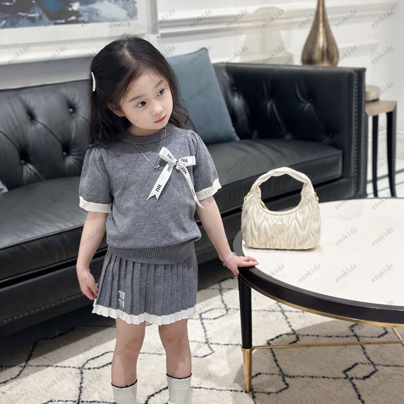 Children Summer M Shirts Skirts Sets Kids Designer Clothes Kid Luxury Short Dress Fashion Baby Girl Tees Child Pleated Skirt Outfit Clothing CXD2407
