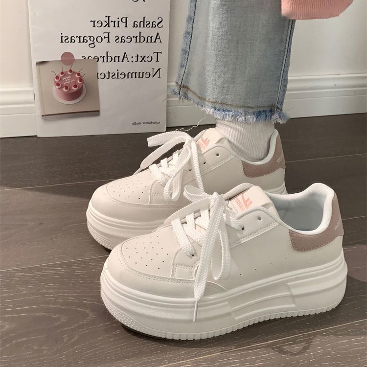 Ddmynov Autumn Nouveau gâteau à l'éponge à semelles épaisses pour femmes, été 2024 Chaussures de planche sportives polyvalentes décontractées, ha