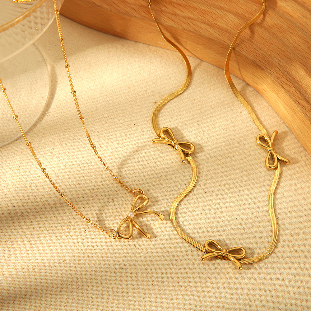 Designer Womens Necklace Pendant Simple Fresh Cute Bow Pendants Necklaces 18K Gold Stainless Steel Collarbone Chain Female Jewelry Gifts