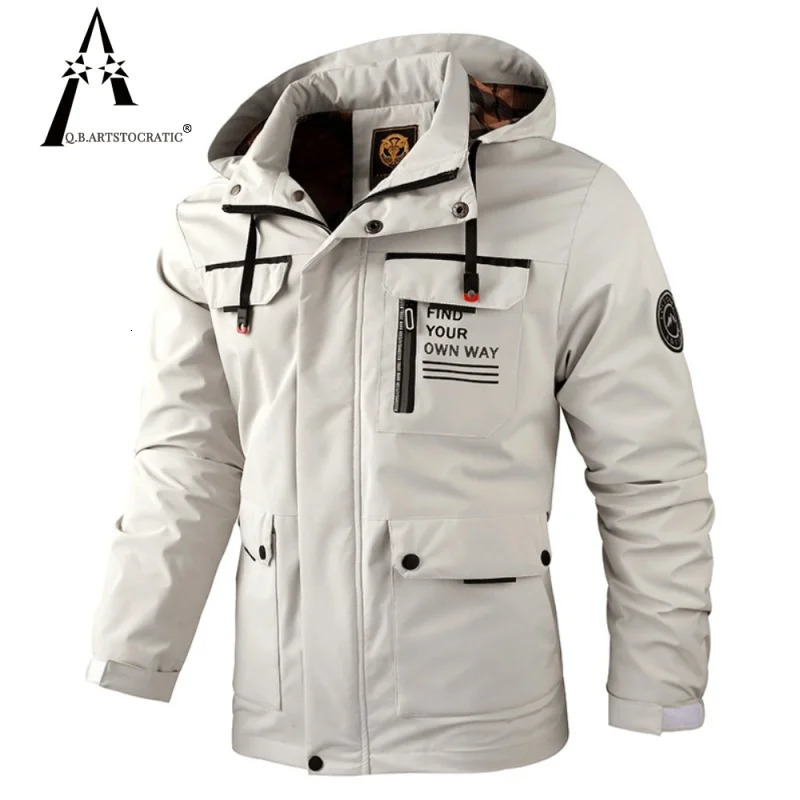 Fashion Men Casual Windbreaker Jacket Hooded Jacket Man Waterproof Outdoor Soft Shell Winter Coat Clothing Warm Fleece Thick 240704