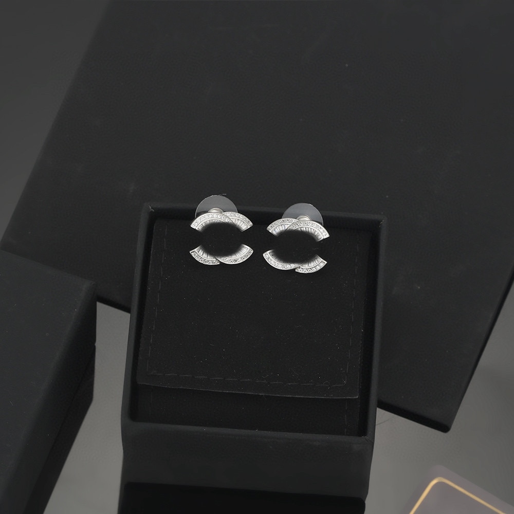 692666 Mixed Simple Gold Plated Silver Luxury Brand Designers Letters Stud Geometric Famous Women Round Crystal Rhinestone Pearl Earring Wedding