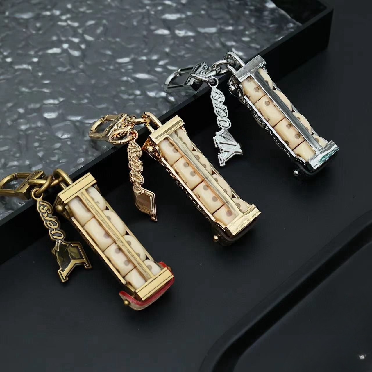 Designer Keychain Men Keychain Detachable Dice Stainless Steel Lover Keychains Exclusive Styles huapeijewelry77