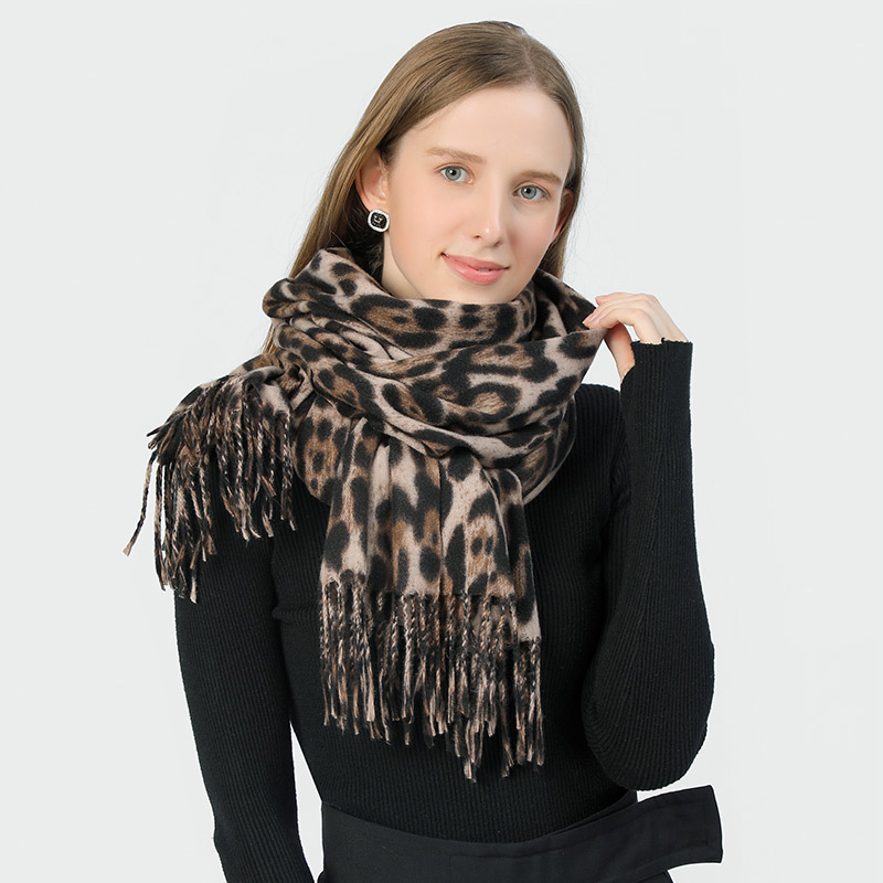 New 2026 cashmere scarf winter style thickened shawl western fashion burst neck everything casual Full Letter Printed luxury designers wool winter s