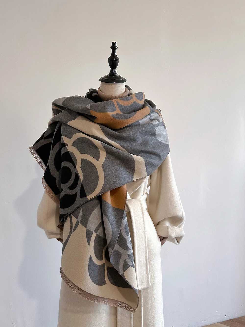 Cashmere Scarf for Women Thick Warm Winter Blanket Brand Female Luxury Quality Shawl Wrap Bufanda 2024 Poncho Echarpe Pashmina S261017CG68
