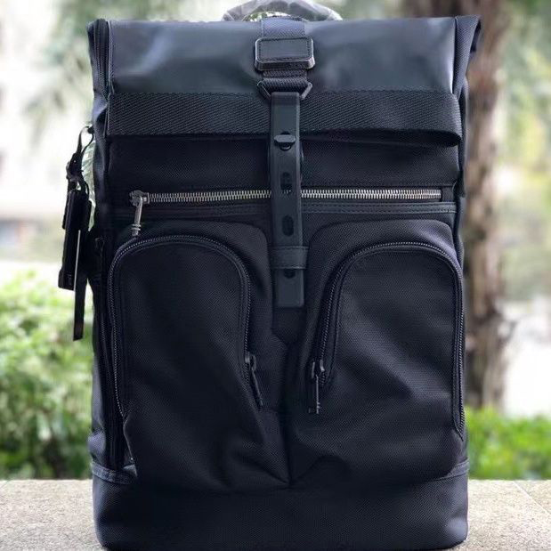 2024 Designer grand sac à dos en cuir authentique pour hommes et femmes - sac à dos d'ordinateur décontracté élégant avec design premium bleu et