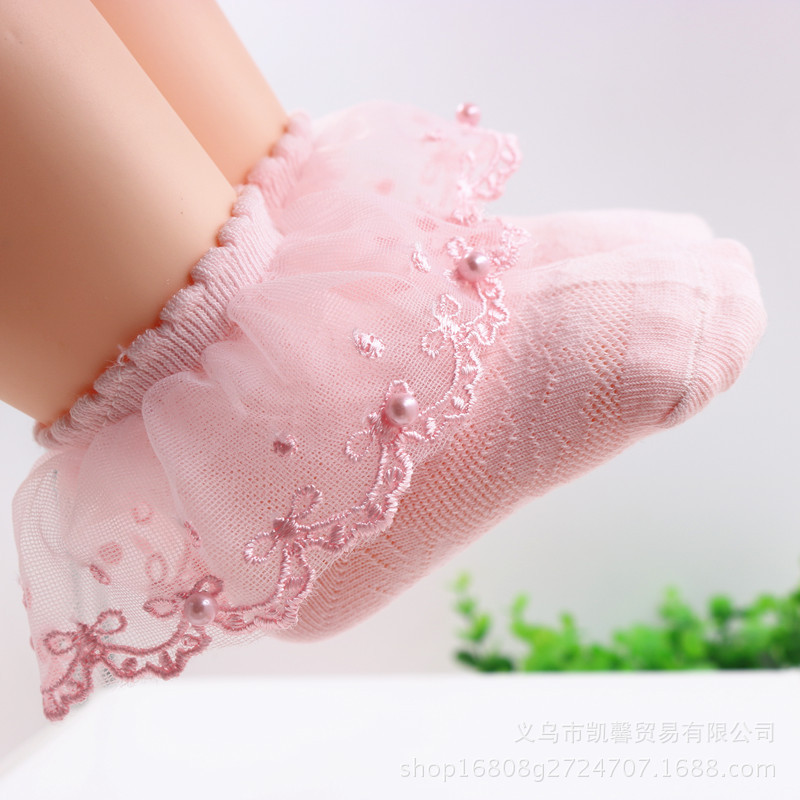 Chaussettes de dentelle pour enfants Spring and Summer Girls Pearl Lace Princess Chaussons bébé Baby Mesh Toches courtes chaussettes