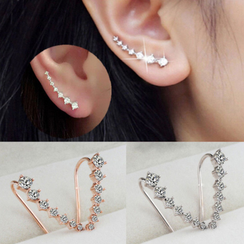Boucles d'oreilles de la mode de Corée du Sud Une rangée de 7 diamants incrustés en ramine de ramiage étoiles oreilles de boucles d'oreilles d'or
