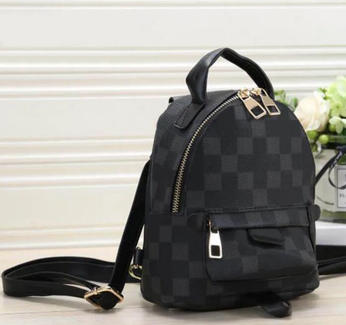 2025 High Quality Arrival PU Leather Backpack Bag Womens Backpacks Designer Backpacks Bags Fashion Casual Small Back pack Style 10A