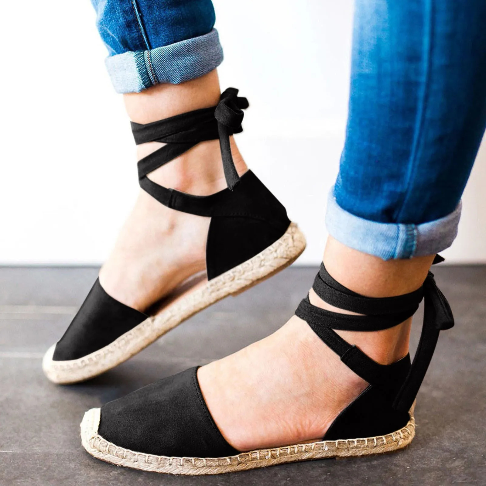 2024 Sandales de femmes de la mode d'été Round Chaussures décontractées solides Chaussures à la cheville Plat Paille