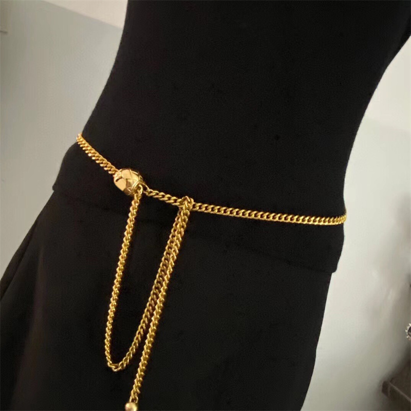 Ceinture de taille de luxe Femme Gold Chain de chaîne Ladies Alloy Wostbbban Women Metal Ball Robes Belt