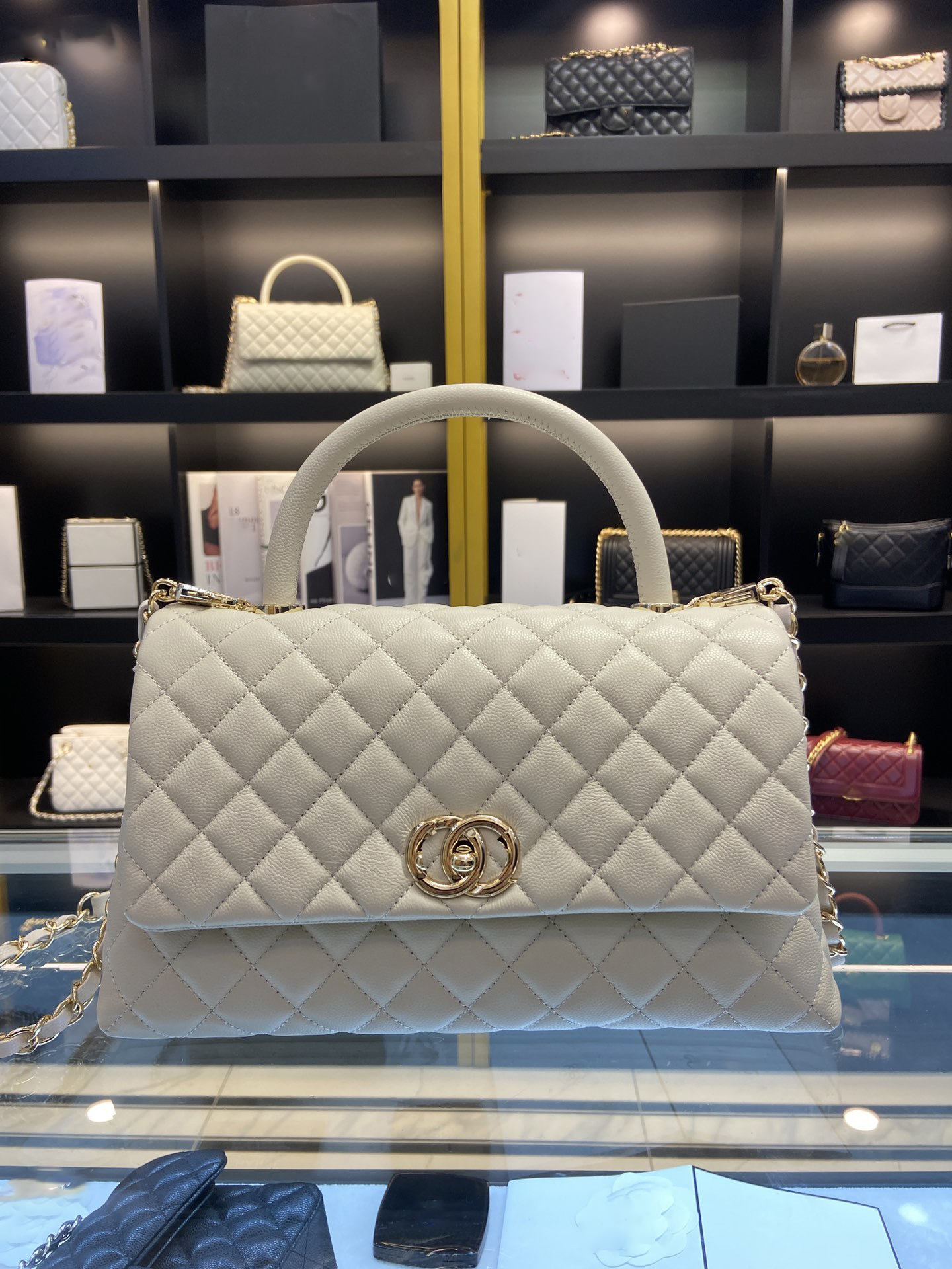 10A luxury designer shoulder bag women's flip bag diamond pattern high-quality handle women's handbag fashion bag party bag, with box, shi