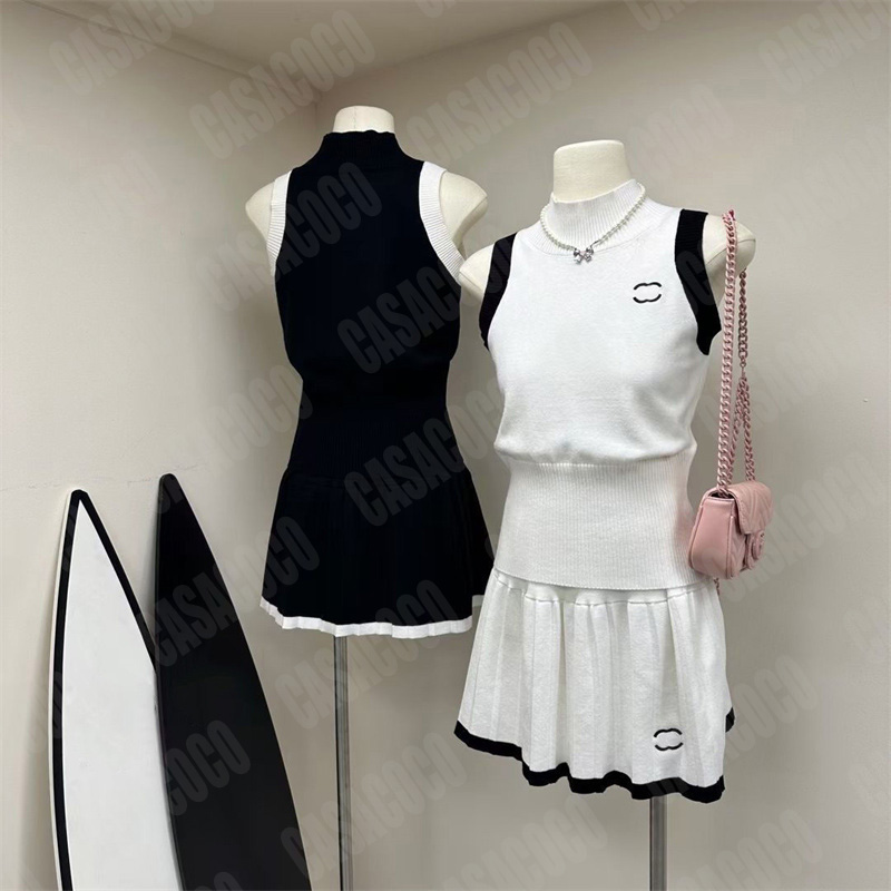 Womens Sports Designer Dresses French Knitting Tanks Skirts Set Luxury Brand Embroidery Sexy Dress Tennis Pleated Skirt Gym Clothes L260612