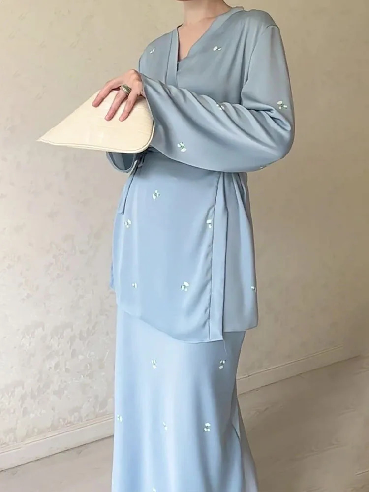 Jupe imprimée vintage Femmes Satin Robes longues Two Piece Set Female Automne Long Man Man Gassiège Elegant Fashion Casual Wirt Suit 240724
