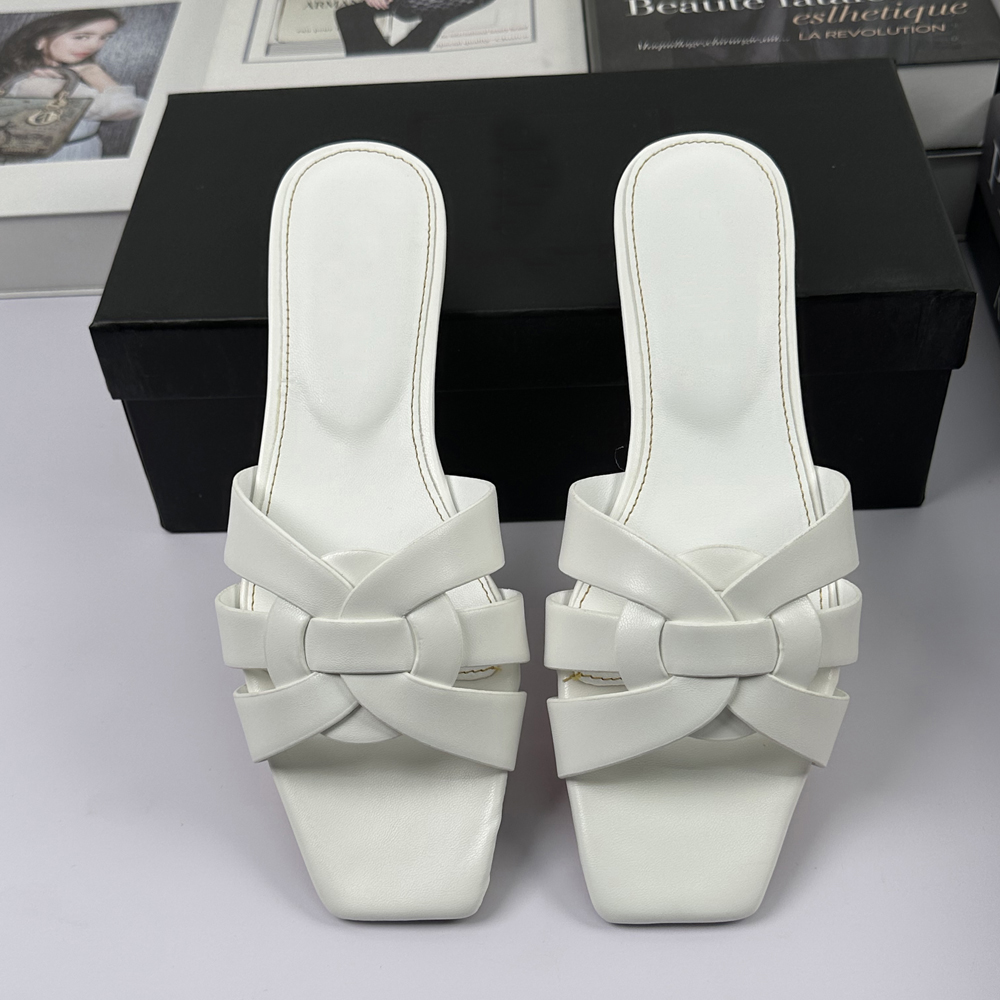 Sandals Designer Slippers Women&#039;s Slides Fashionable Classic Sandals Simple, Comfortable and Breathable Designer Casual Roman Beach Shoes-image-929517119