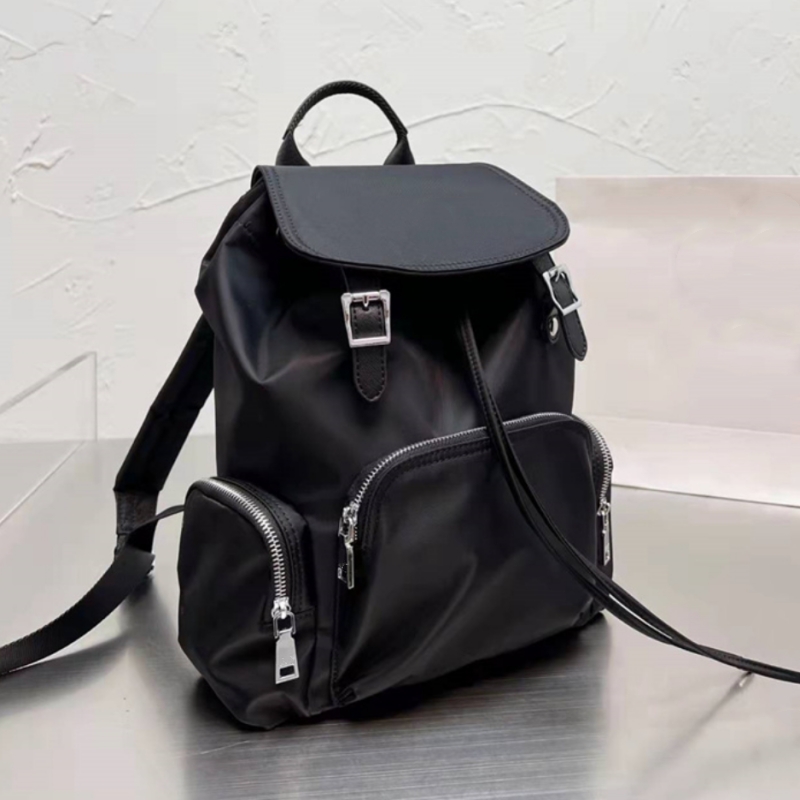 2024 Nylon Backpacks Designer Sac Sac à dos Femme Sac à bandoulière Back Packs Book Bookbag pour femmes Men Top