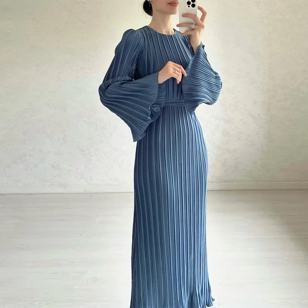 2024 Spring Pleated Women Evening Dress White Flare Sleeve Long Elegant Dresses Female Summer Fashion Holiday Beach Clothes Lady 240715