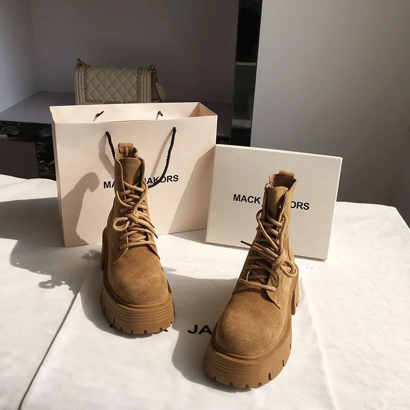 BKQU Frosted Surface Womens Autumn Short Tube Lace Thick Bottom Muffin Side Zipper Round Head Motorcycle Boots Style 250227