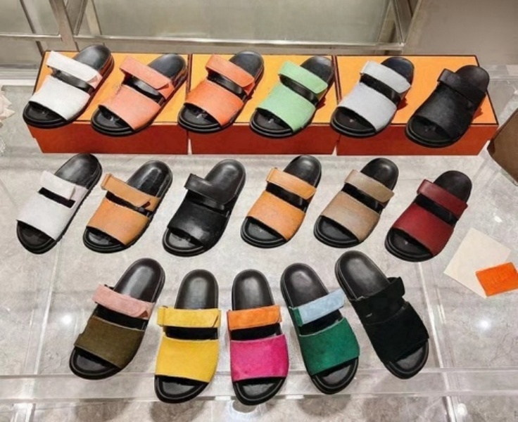 (Choisissez les photos et non la décription) Des créateurs de mode modes velcro glissent les pantoufles sandales Chaussures brunes blanches noir