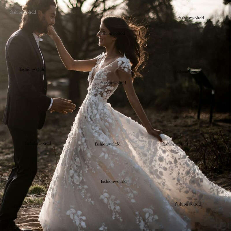 2024 Nouvelles robes de robe de mariée pour femmes Fashion Femmes Habillons Jupe de mariage femme sans manches jupes en dentelle 0b52