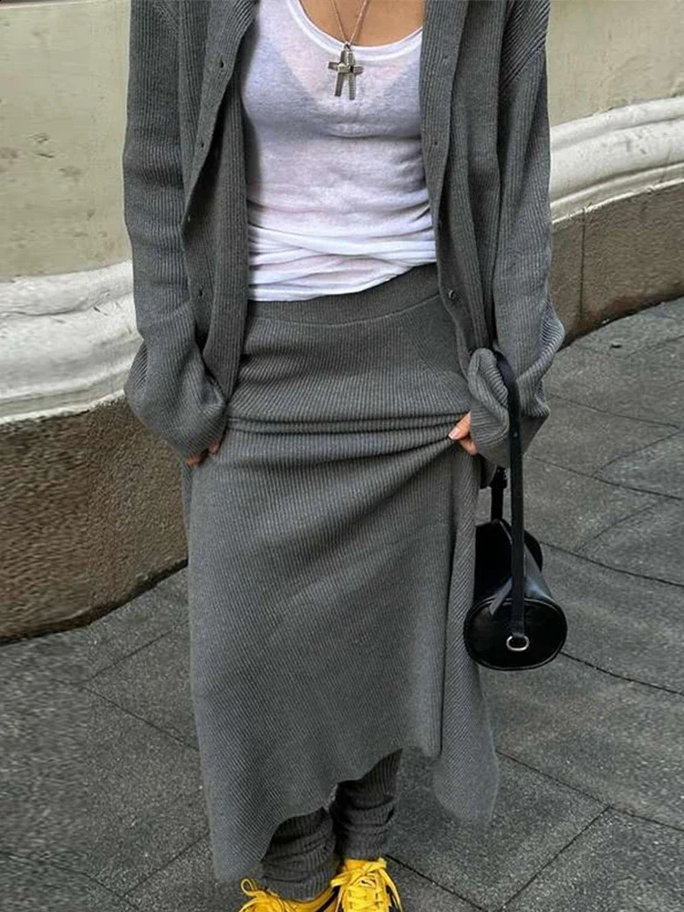 Costumes pour femmes en cardigan gris en tricot avec pantalon lâche jupes fendues à manches longues décontractées pull à revers long pantalon de